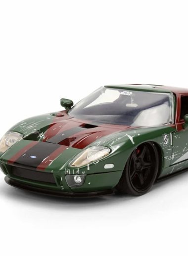 Boba Fett and 2005 Ford GT